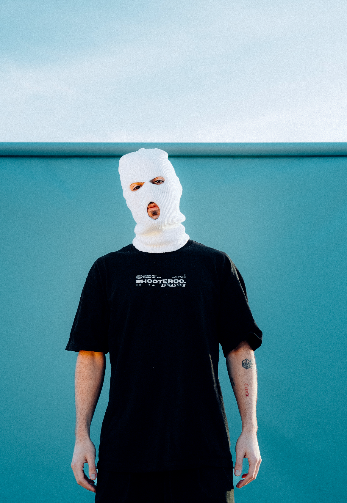 ShooterCO - T Shirt (WHITE & BLACK)