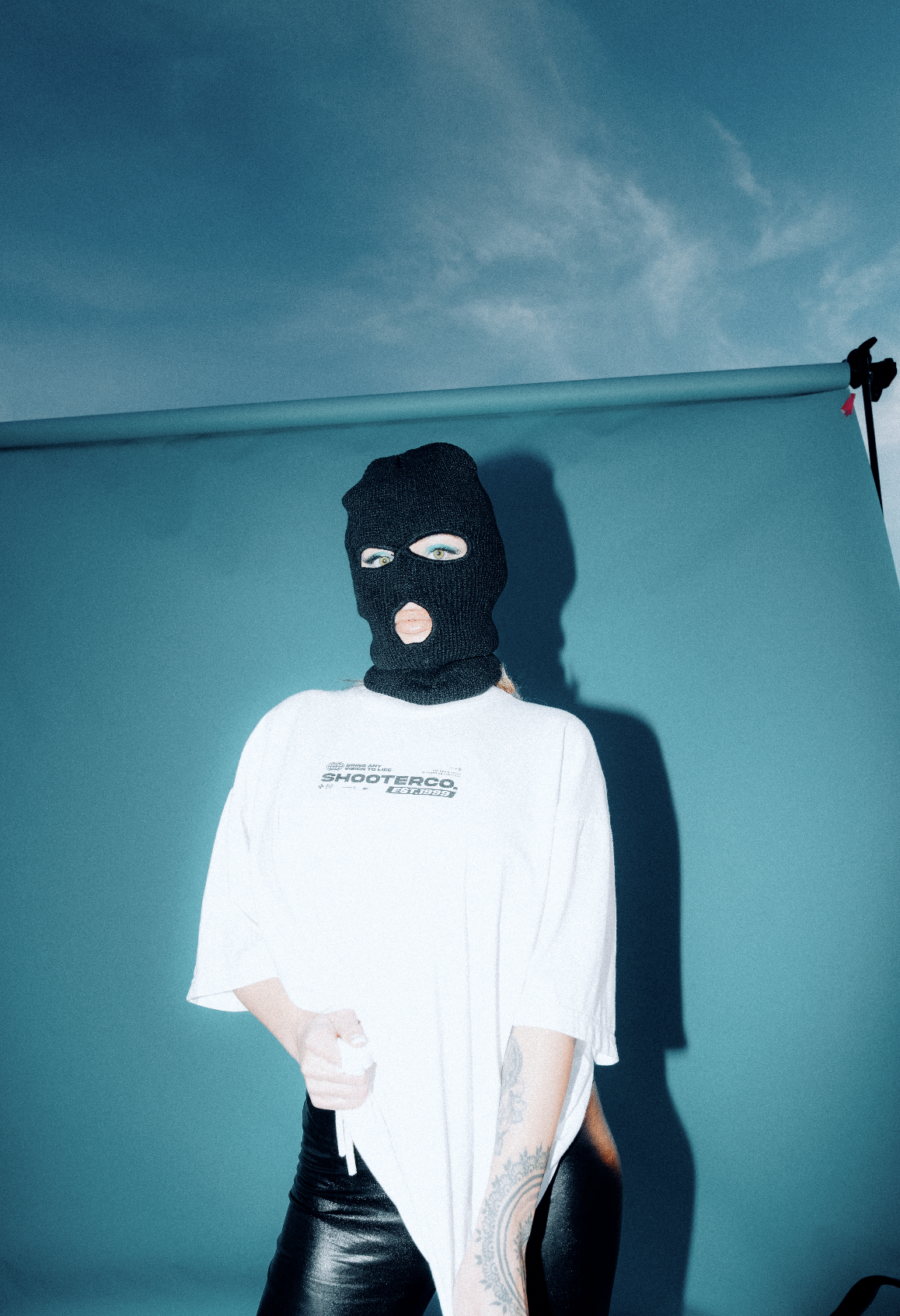 ShooterCO - T Shirt (WHITE & BLACK)