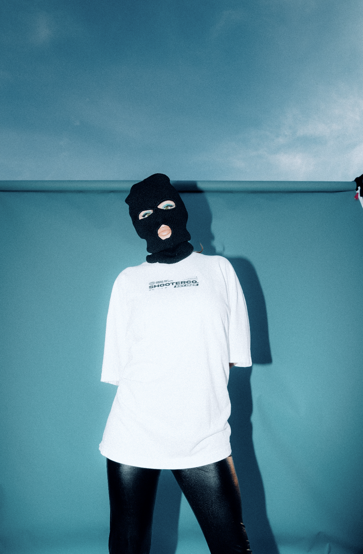 ShooterCO - T Shirt (WHITE & BLACK)